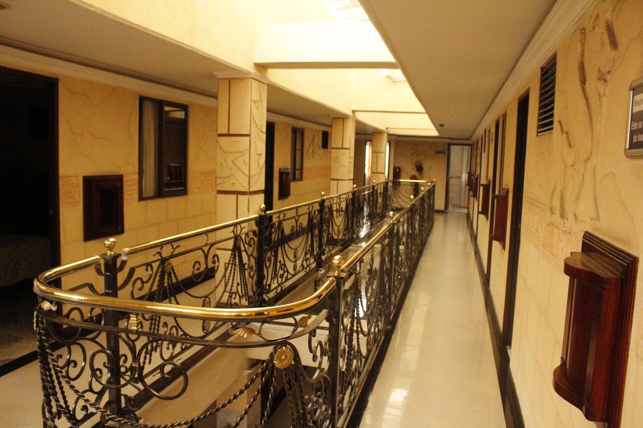 Motel Piramides De Cristal Bogotá Kültér fotó