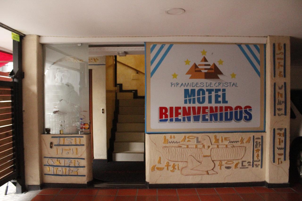 Motel Piramides De Cristal Bogotá Kültér fotó