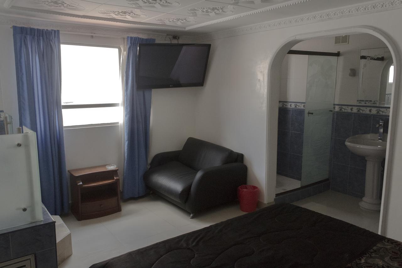 Motel Piramides De Cristal Bogotá Kültér fotó